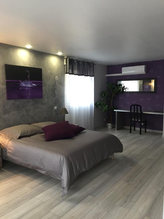 Au Pied De La Roche Apartment Ngoại thất bức ảnh