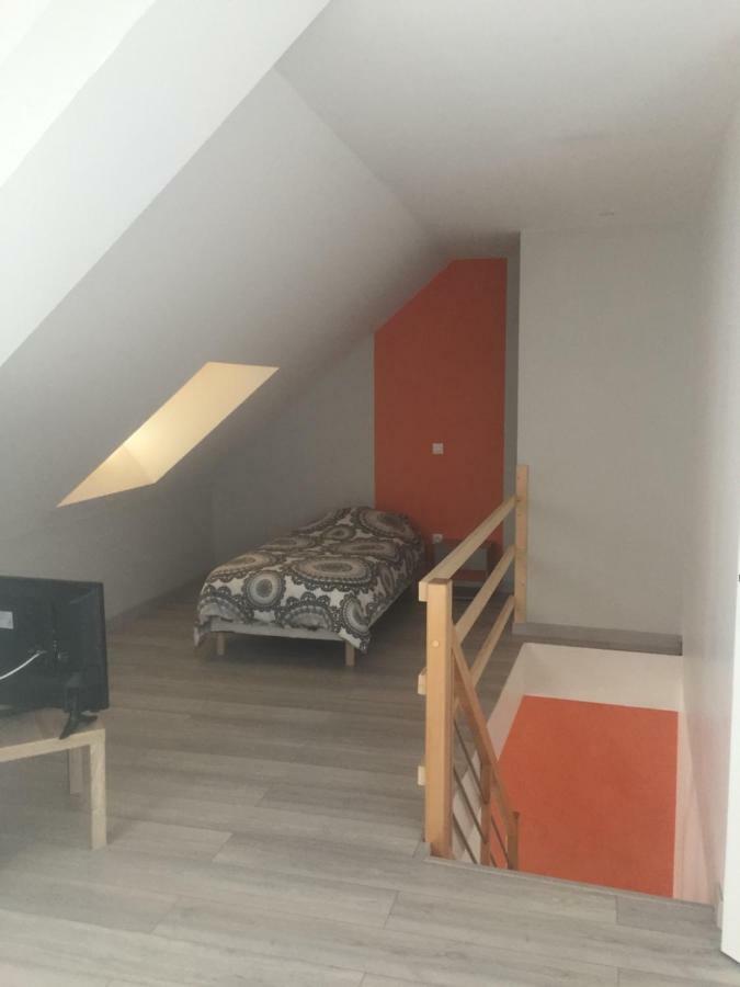 Au Pied De La Roche Apartment Ngoại thất bức ảnh