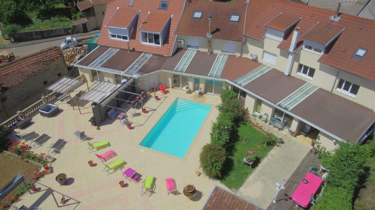 Au Pied De La Roche Apartment Ngoại thất bức ảnh